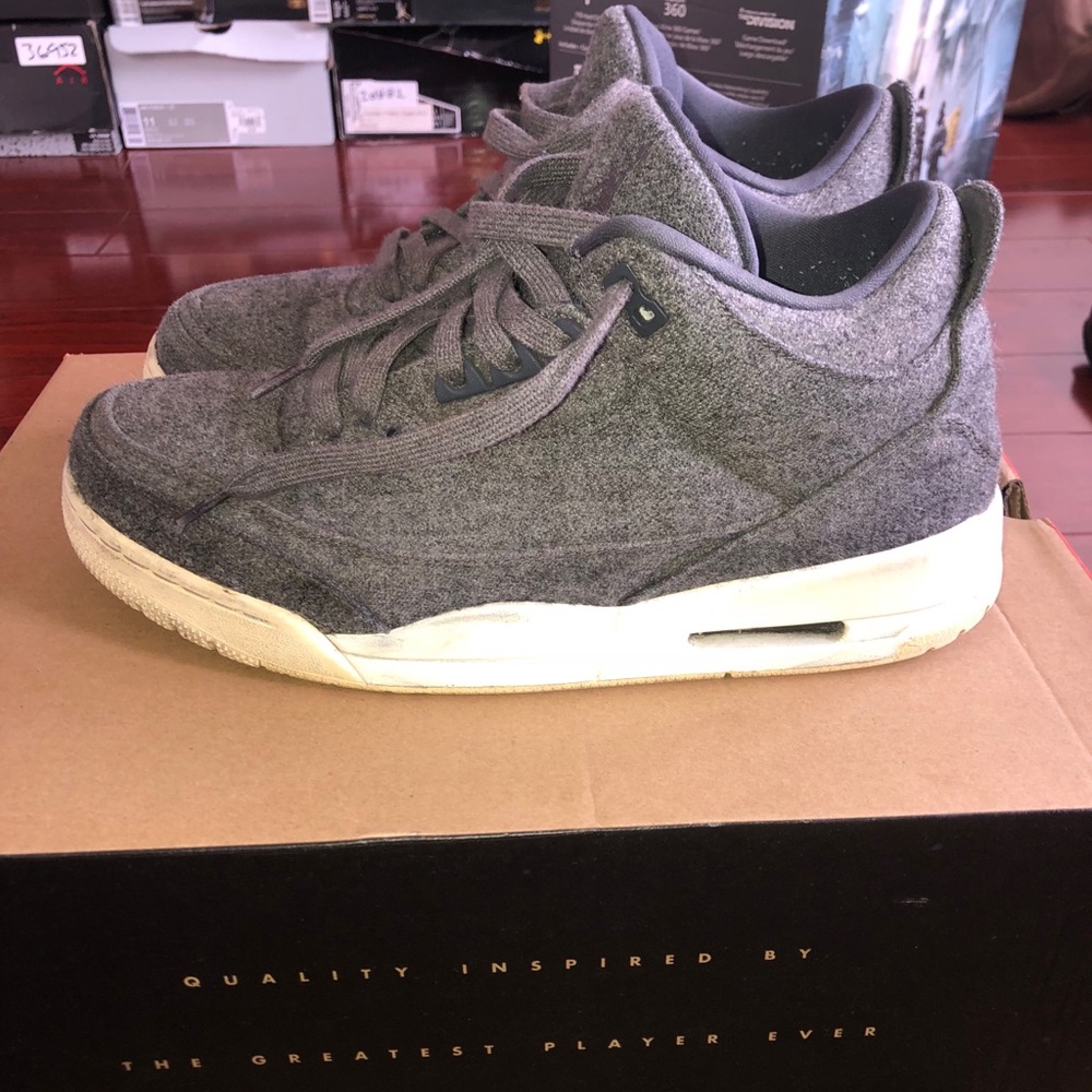 Air Jordan 3 “Wool” Size 10.5